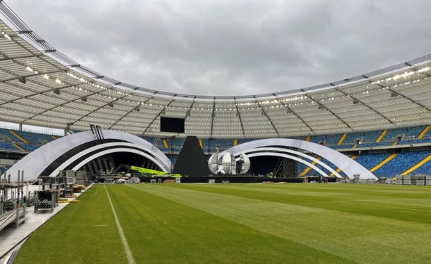 Sylwester z Dwójką na Stadionie Śląskim. Podwójna scena już powstaje