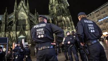 Sylwestrowe napaści na kobiety w Niemczech. Prokuratura zidentyfikowała tylko 120 sprawców