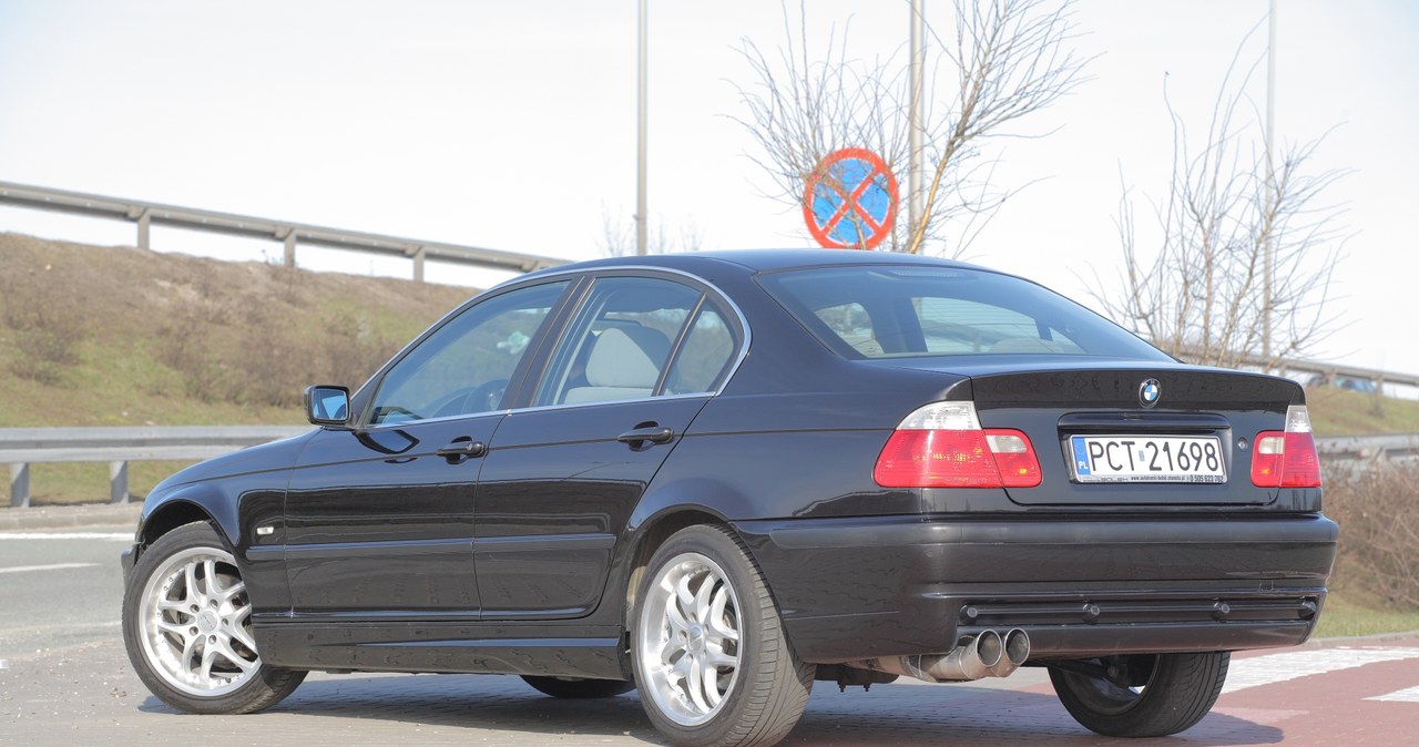 Sylwetka BMW E46 jest nadal bardzo atrakcyjna. Młodzi kierowcy często marzą o tym samochodzie. /Motor
