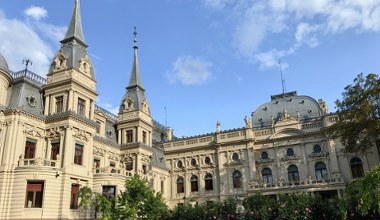 Symbol bogactwa nazywany "polskim Luwrem". Poznaj Pałac rodziny Poznańskich