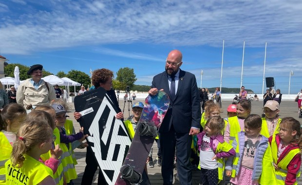 Symboliczna wymiana na molo w Sopocie. Rusza sezon letni