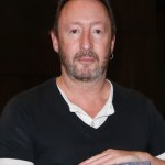 Syn Lennona pilnie trafił do szpitala i przeszedł nagłą operację. Ponownie walczy z chorobą