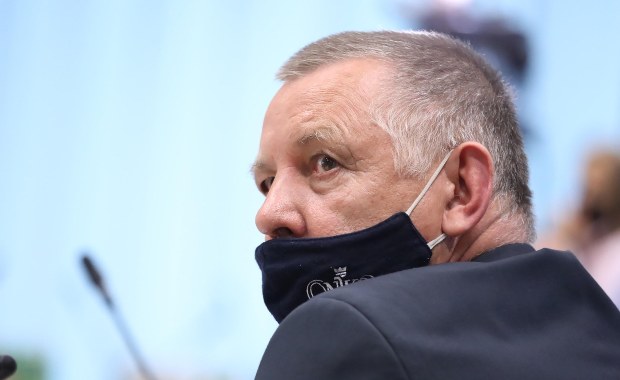 Syn szefa NIK zawiadamia prokuraturę. Chodzi o informacje o jego rzekomym samobójstwie 