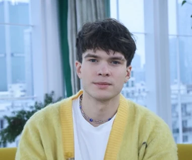 Syn znanego muzyka podbija małe ekrany. Jest gwiazdą kultowego w Polsce serialu