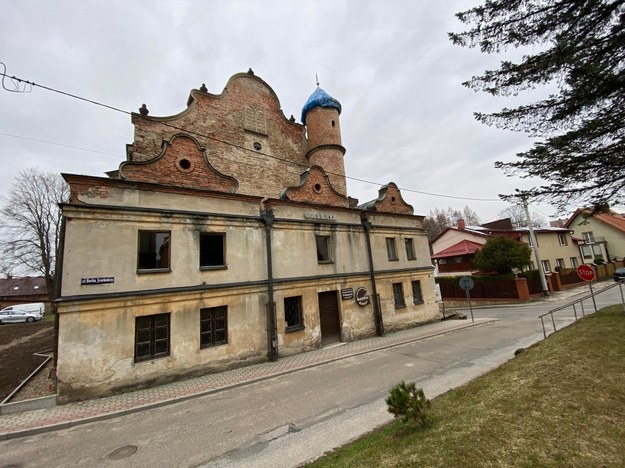 Synagoga w Lesku /RMF MAXX