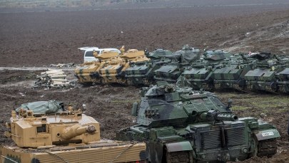 Syria: Zagraniczni bojownicy dołączają do walki przeciwko wojskom Turcji 