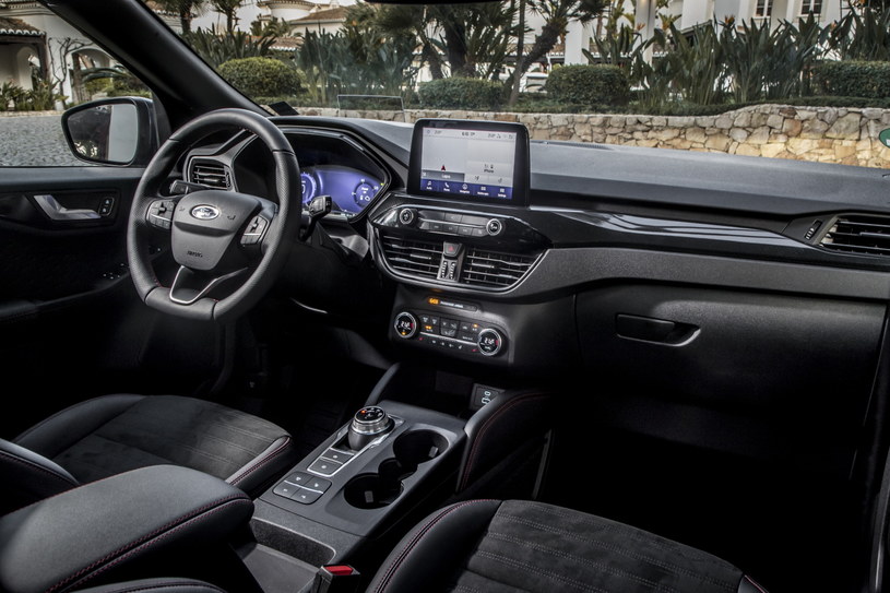 System Ford Co-Pilot 360 to współpracujące ze sobą technologie, które zwiększają radość z jazdy i dbają bezpieczeństwo /materiały prasowe