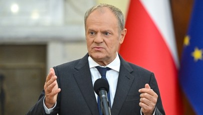"System jest zwyrodniały". Donald Tusk zapowiada kontrole zarobków lekarzy