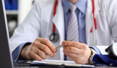 System ochrony zdrowia pod presją. Polacy czekają w kolejce do lekarza miesiącami