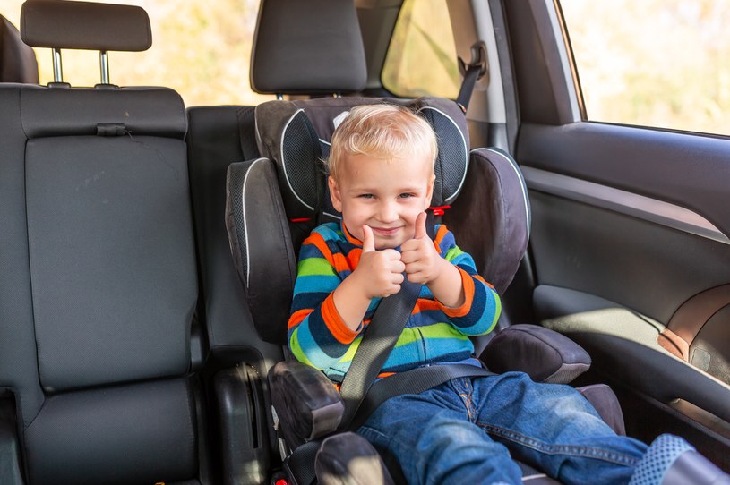 System opracowany przez polskich naukowców pozwala dokładnie monitorować poziom drgań i wibracji dziecięcych fotelików samochodowych /123RF/PICSEL