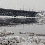 Sytuacja na Wiśle w Płocku uspokaja się. Ale dalej stany alarmowe są przekroczone