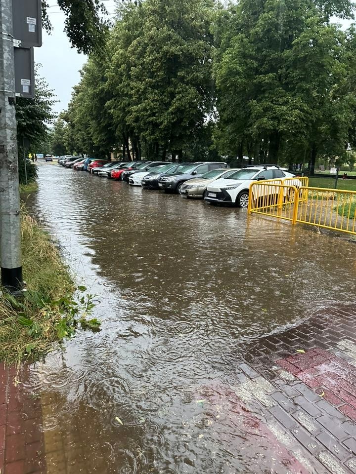 Sytuacja w Sanoku /Burmistrz Miasta Sanoka Tomasz Matuszewski /