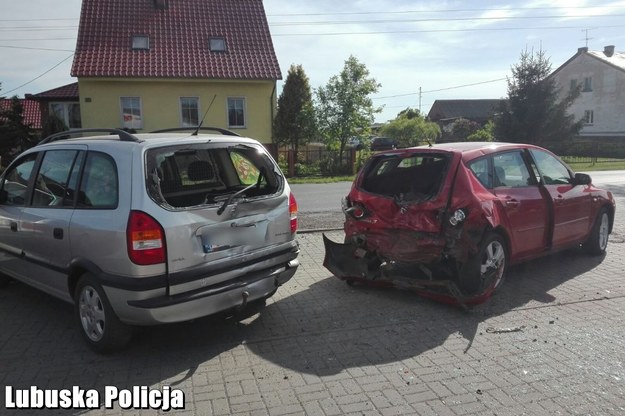 Sytuacja zrobiła się niebezpieczna, gdy kierowca zaczął taranować jadące przed nim pojazdy. /Lubuska policja /Policja