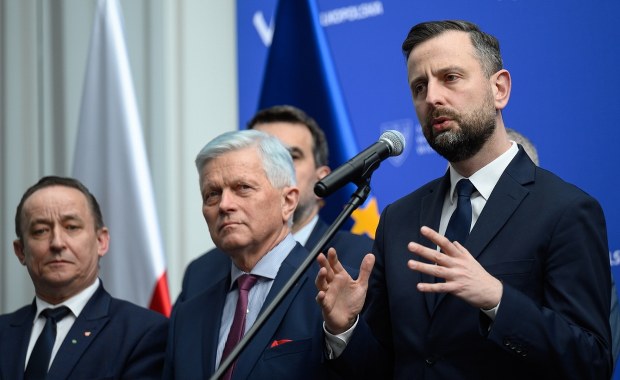 Sytuacje kryzysowe w Polsce. Szef MON o kursach dla samorządowców i podręczniku