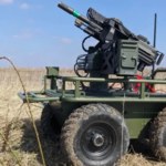 Szabla MK19(M) ścina Rosjan na froncie. Jeden żołnierz, ogromna siła ognia