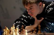 Szachy. Magnus Carlsen Invitational: Dubow pierwszym finalistą