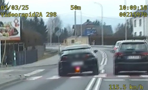 Szaleńczy pościg za 25-latkiem. Pasażerowie próbowali go obezwładnić