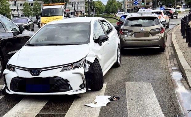 Szalone sceny w centrum Warszawy. SOP ścigał kierowcę Toyoty