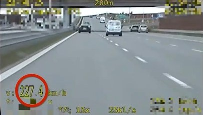 Szalony rajd porsche. Na liczniku prawie 230 km/h FILM