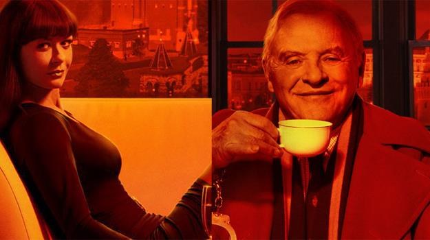 Szampan czy herbatka? Catherine Zeta Jones i Anthony Hopkins na plakatach promujących "Red 2" /materiały prasowe