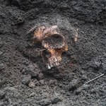 Szczątki kobiet i dzieci w tajemniczej studni. Niezwykłe odkrycie polskich archeologów