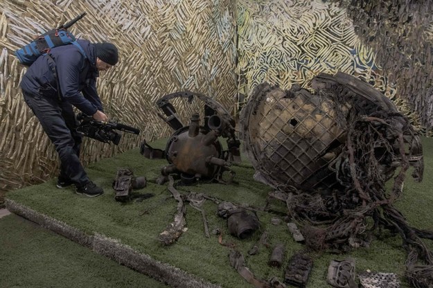 Szczątki pocisku Oriesznik /ROMAN PILIPEY/AFP /East News