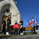 Szczątki wiceadmirała Józefa Unruga są sprowadzane do Polski