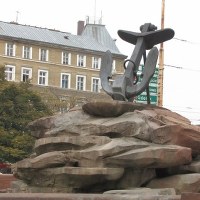 Rzeźba bogini stanie w tym samym miejscu -  na Placu Tobruckim