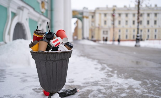 Szczecin: Ukradł metalowe części z ponad 90 śmietników