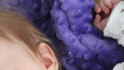 Szczecinek: Roczne dziecko trafiło do szpitala ze śladami pobicia