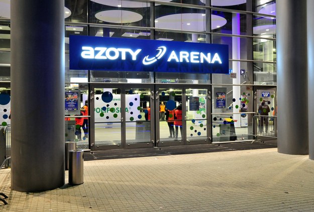 Szczecińska hala przy ul. Szafera oficjalnie nosi nazwę Azoty Arena. / 	Marcin Bielecki    /PAP