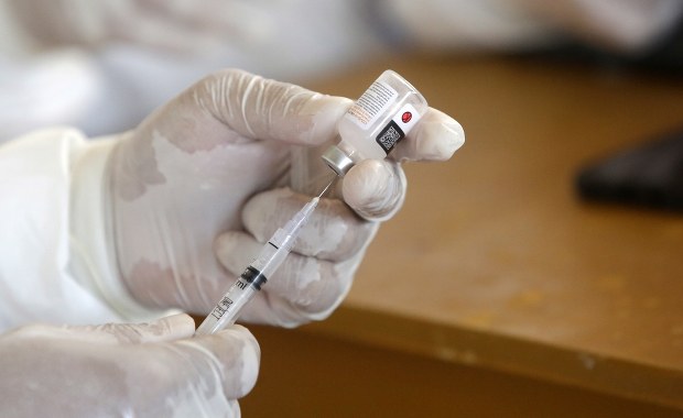 Szczepienia przeciw Covid-19. Który kraj UE szczepi się najszybciej?