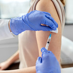 Szczepienia przeciw grypie - za darmo, dla wszystkich pełnoletnich chętnych