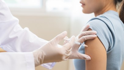 ​Szczepienia przeciwko HPV obowiązkowe dla nastolatków. Będzie opór rodziców?