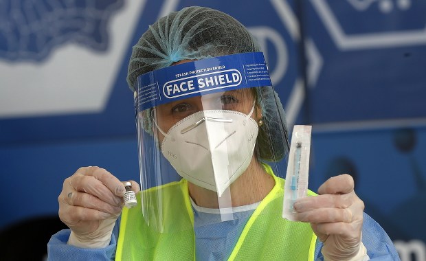 Szczepienie dzieci przeciw Covid-19. Co mówi resort zdrowia