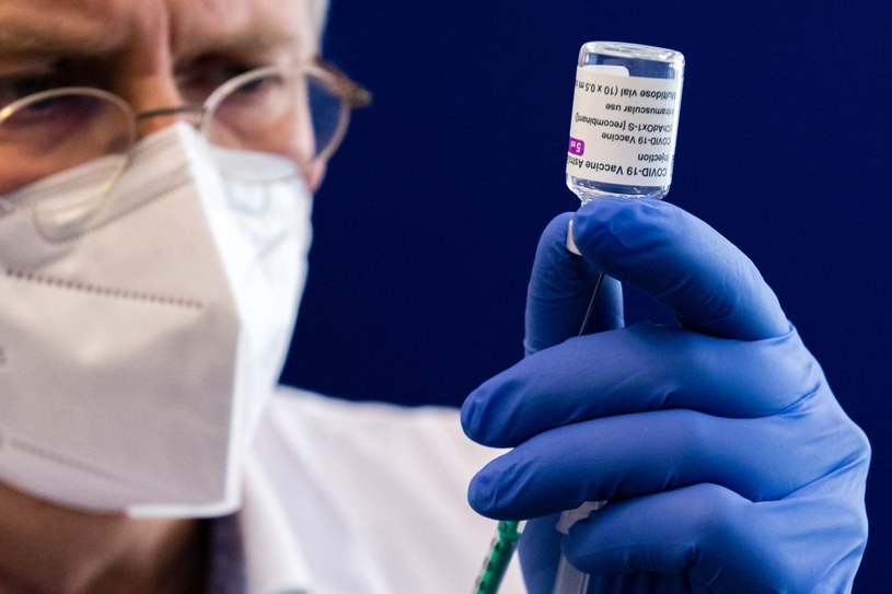 Szczepienie preparatem AstraZeneca /AFP