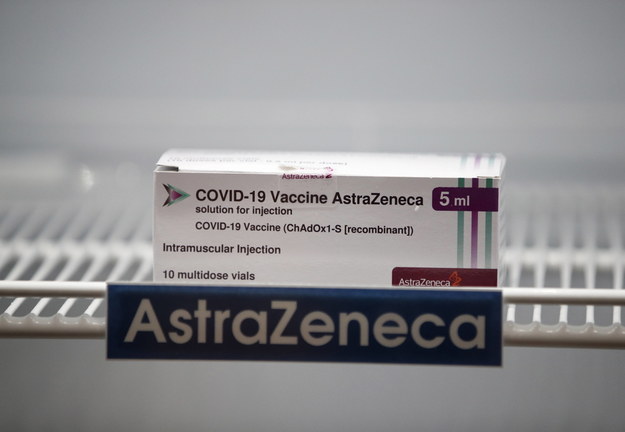 Szczepionka firmy AstraZeneca /RUNGROJ YONGRIT /PAP/EPA