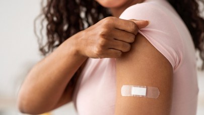 Szczepionka na Covid-19. Ważny raport zablokowany: Polityczne naciski?