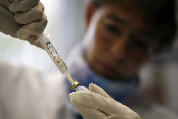 Szczepionka Pandemrix ocaliła życie co najmniej 30-60 osobom /AFP