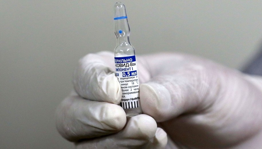 Szczepionka Sputnik V / 	SHAHZAIB AKBER    /PAP/EPA