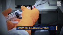 Szczepionkowy wyścig. Do kogo trafią w pierwszej kolejności? Oglądaj "Raport" w Polsat News o 20:50