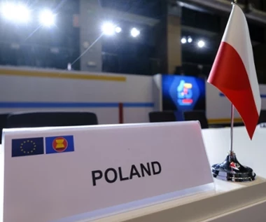 Szczerba: To nie był przypadek. Wielkie pieniądze, UE, NATO i Polska
