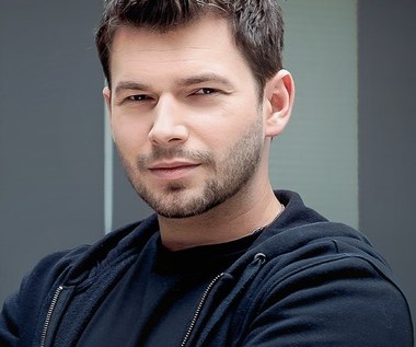 Szczere wyznanie Tomasza Skrzypniaka. Tak wygląda praca na planie "Gliniarzy"