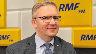 Szczerski: Cel projektu Dudy jest oczywisty - zablokować możliwość adopcji dzieci przez pary homoseksualne