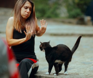 Szczęśliwe rytuały i pechowe daty. Dlaczego wciąż wierzymy w przesądy?