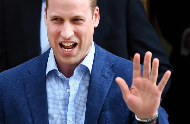 Szczęśliwy książę William po wyjściu ze szpitala / 	ANDY RAIN    /PAP/EPA