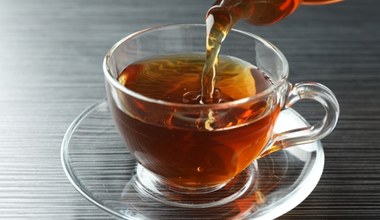 Szczypta do porannej herbatki i metabolizm wreszcie ruszy. Przed latem brzuch będzie płaski