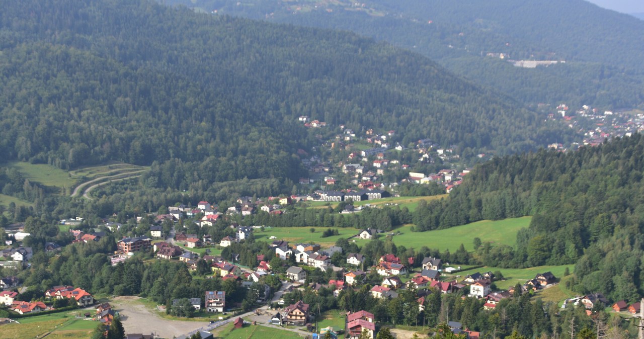 Szczyrk to jedno z miast, które warto odwiedzić jesienią /Albin Marciniak /East News