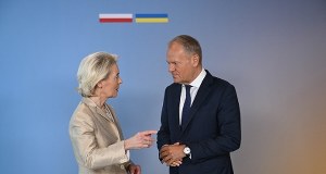 Szczyt bez Zełenskiego wystartował. Tusk jednoznacznie o warunku zjednoczenia Ukrainy z UE