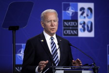 Szczyt NATO: Joe Biden o Rosji i Chinach. Mówi o "świętym zobowiązaniu"